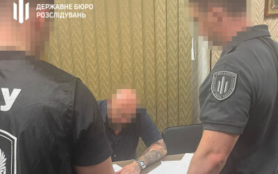 Судитимуть начальника квартирно-експлуатаційного управління, який купив ліжка за суттєво завищеною вартістю