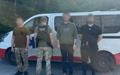 Під виглядом волонтерської поїздки переправляли чоловіків за кордон