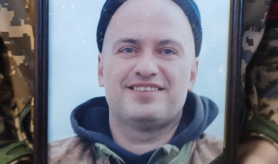 Сьогодні сумська громада попрощалась із Героєм Максимом Сисоєвим