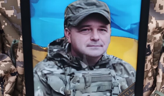 Сьогодні Сумська громада попрощалася із захисником України Володимиром Малошуком