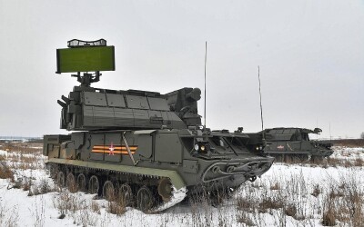 У Донецькій області пілоти 412-ї бригади безпілотних систем Nemesis уразили зенітний ракетний комплекс “Тор-М2”