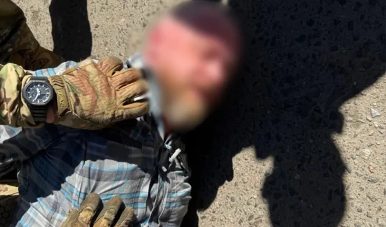 Викрали чоловіка та «вибивали» з нього електрострумом 360 тисяч доларів: Нацполіція викрила зловмисників в Одесі