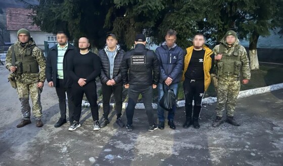 Правоохоронці затримали перевізника, який брав 3-3,5 тисяч євро з військовозобов’язаних за незаконний трансфер через кордон