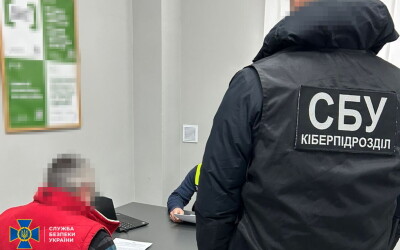 СБУ та Нацполіція ліквідували ботоферму на понад 20 тис. акаунтів, через які рф поширювала фейки про Україну