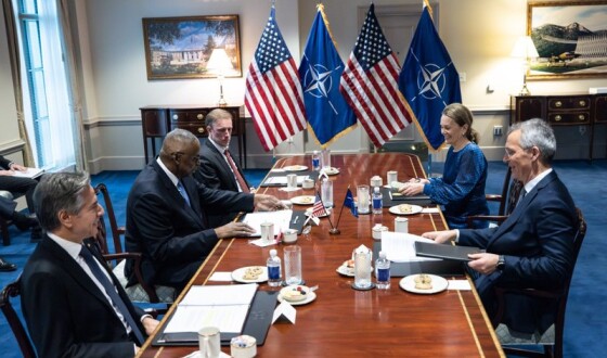 Столтенберґ прибув до США: домовлятиметься про підтримку України