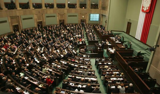 Не може бути партнерства у міжнаціональних відносинах, якщо заперечується право іншого народу мати власну національну гідність &#8211; заява депутатів Львівської обласної ради