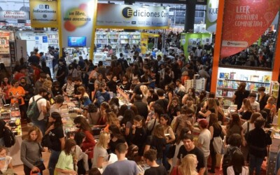 Українці Аргентини презентували стенд на Міжнародному книжковому ярмарку в Аргентині