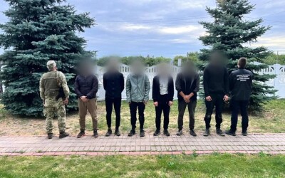 Четверо жителів Запорізької області та двоє — Тернопільщини намагалися форсувати кордон на Закарпатті