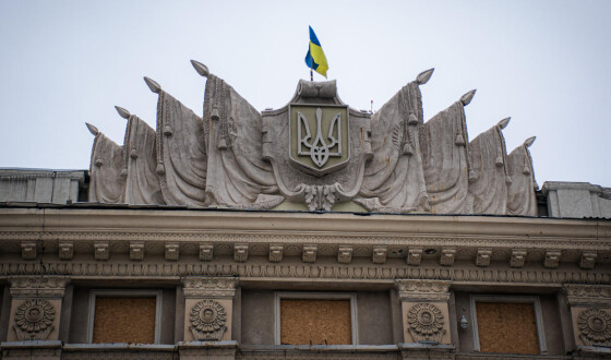 Підозрювані у створенні схеми виїзду чоловіків за кордон, серед яких ексчиновниця Харківської ОВА, залишаються в СІЗО
