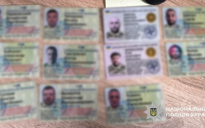 У Вінниці Нацполіція спільно з СБУ викрила осіб, які за гроші «відбивали» чоловіків від мобілізації