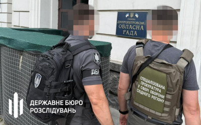 Депутатку Дніпропетровської облради, яка заради іміджу почала фіктивно служити в ЗСУ, взято під варту з правом застави