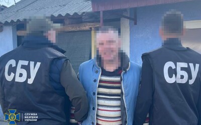 Четверо ділків намагалися налагодити незаконний продаж «трофейної» зброї в Україні