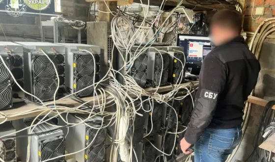 Організатор майнінгової ферми «намайнив» електроенергії на 2,3 млн грн