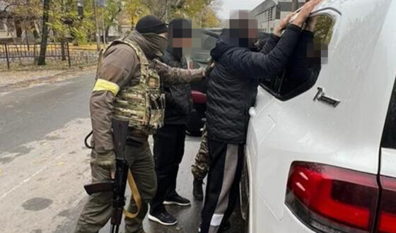 СБУ затримала у Херсоні ворожого поплічника, який допомагав фсб втікати на катерах на лівий берег Дніпра