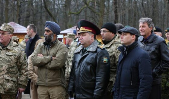 Міністри оборони України та Канади зустрілись на Львівщині