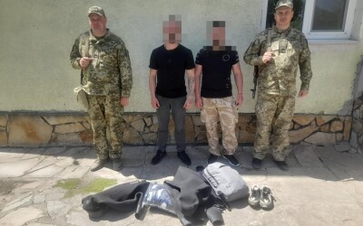 На Вінниччині прикордонники затримали велосипедистів у гідрокостюмах