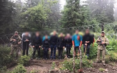 Тиса навпаки: восьмеро громадян Чехії незаконно потрапили в Україну