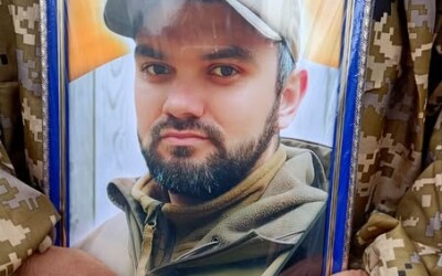 Сьогодні Сумська громада попрощалась із Героєм Богданом Жуковим