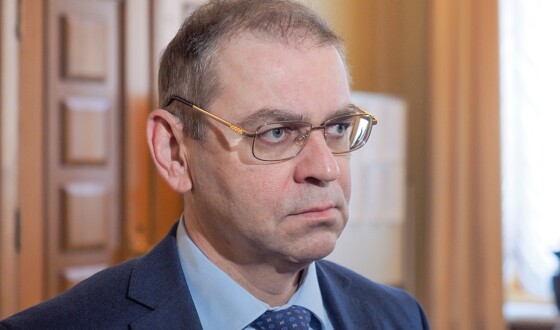 Сергій Пашинський заявляє про неприпустимість тиску на виробників зброї