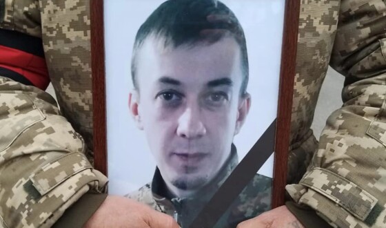 Cумська громада провела в останню путь молодшого сержанта Євгена Уманського