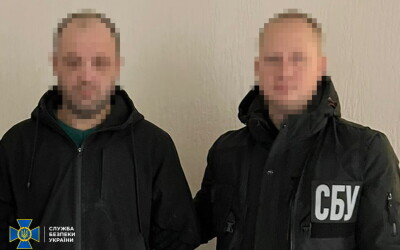 СБУ затримала двох громадян України, які погодилися зареєструвати на себе Starlink для російських окупантів: тепер їм загрожує довічне увʼязнення