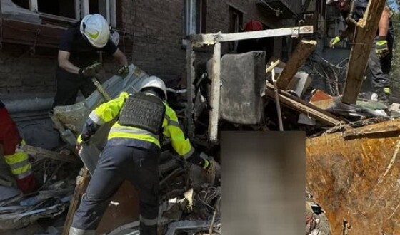 У Харкові знайшли 9-ту жертву обстрілу 5-поверхового будинку