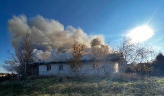 У селі Вознесенка Мелітопольського району українські партизани підпалили штаб російських окупантів