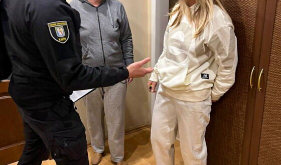 Нацполіція затримала зловмисницю, яка ошукала клієнтів банку на майже 86 мільйонів гривень