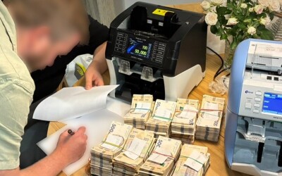 НАБУ дало офіційну інформацію про обшуки в нардепів та екс-заступниці голови ОП