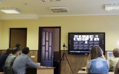 Для освітян Полтавщини презентували четверту серію проєкту «Діалоги про війну»