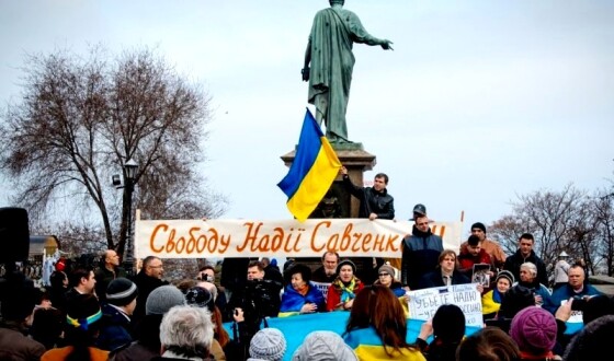 У блоці Порошенка звернулись до СБУ порушити справу проти Савченко за заклики до перевороту