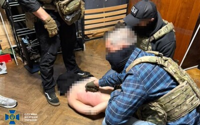 СБУ за сприяння ФБР затримала у Києві провокатора, який закликав до терактів та надавав інструкції з виготовлення вибухівки