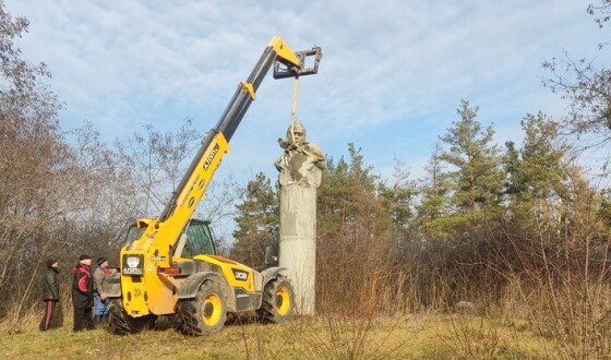 На Полтавщині демонтували ще три пам&#8221;ятники комуністичного режиму