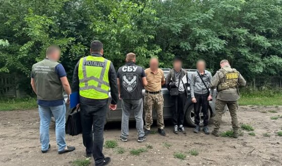 Хотів підкупити військовослужбовця заради «зеленого коридору» до Молдови