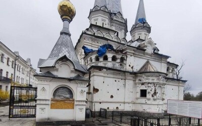 Росіяни обстріляли оплот РПЦ МП – Святогірську лавру