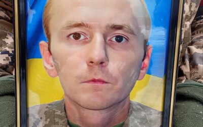 Вчора Сумська громада попрощалася із захисником України Ярославом Повхом