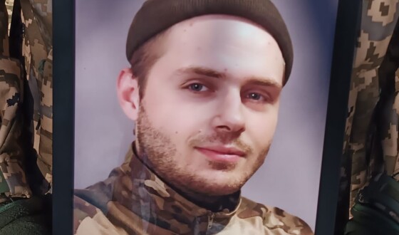 Сьогодні сумська громада попрощалася із захисником України Миколою Бондаренком