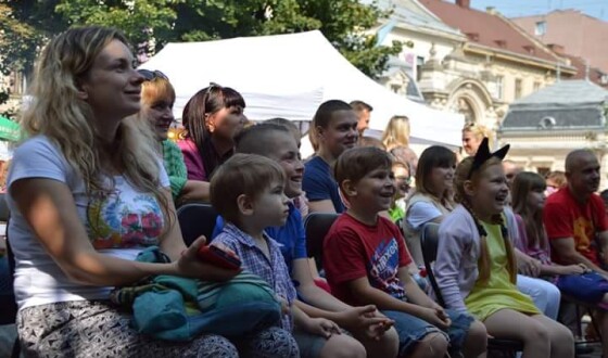 Дітям учасників АТО зробили свято на фестивалі &#8220;Галицька лоза&#8221;