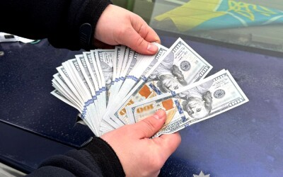 Поліцейські викрили двох жителів Житомирщини, які допомагали військовозобов’язаним незаконно виїхати за кордон