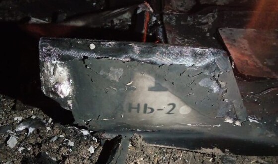 У Харкові російські дрони влучили в будівлю обласного ТЦК, є поранені