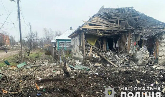 Окупанти за добу 30 разів обстріляли Донеччину: поранені жителі Бахмута, Вугледара та Красногорівки (зведення)