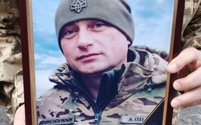 Сьогодні Сумська громада попрощалася з двома Захисниками України