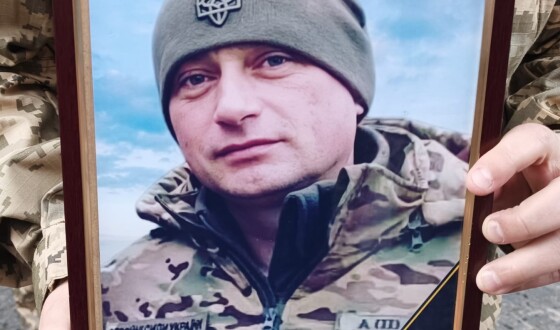 Сьогодні Сумська громада попрощалася з двома Захисниками України
