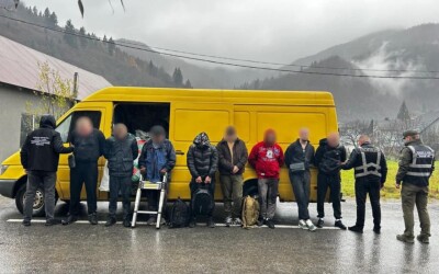 На Закарпатті викрито групу осіб, які намагались переправити в Румунію військовозобов’язаних чоловіків