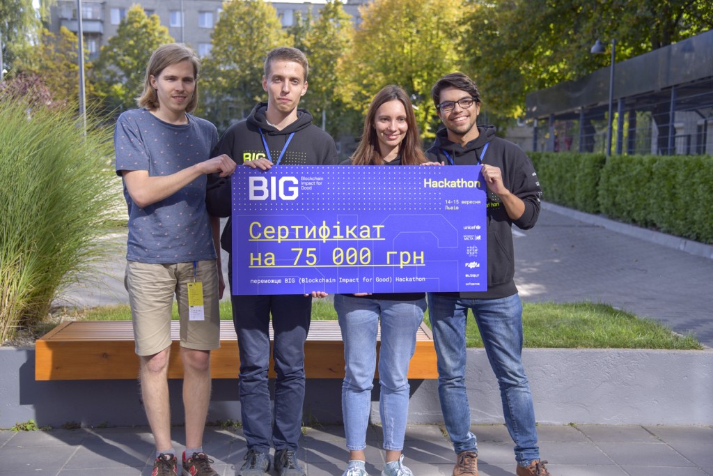 unicef-hackathon-2019-09-15_KHN_3655_LUFA