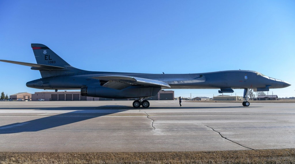 B-1-Lancer