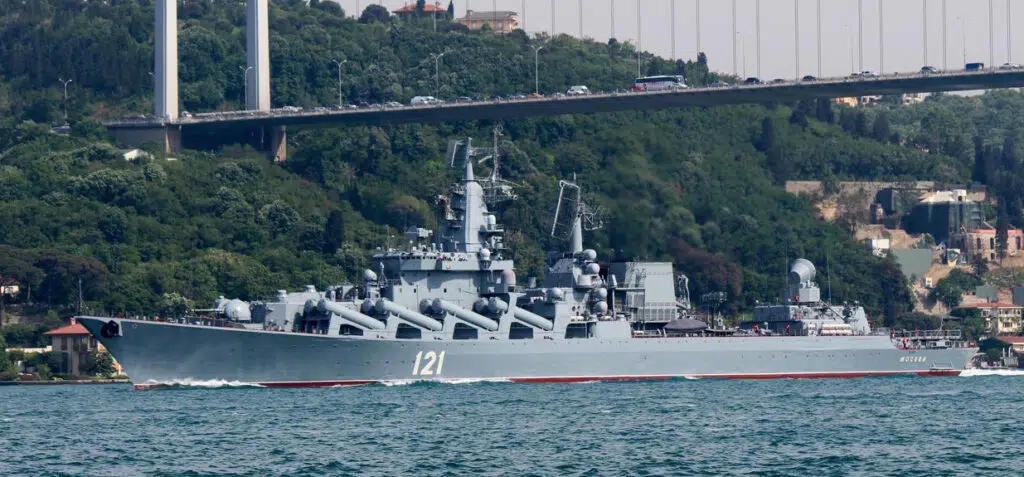 Russian-Navy-SLAVA-Class-Cruiser-Moskva-1024x477