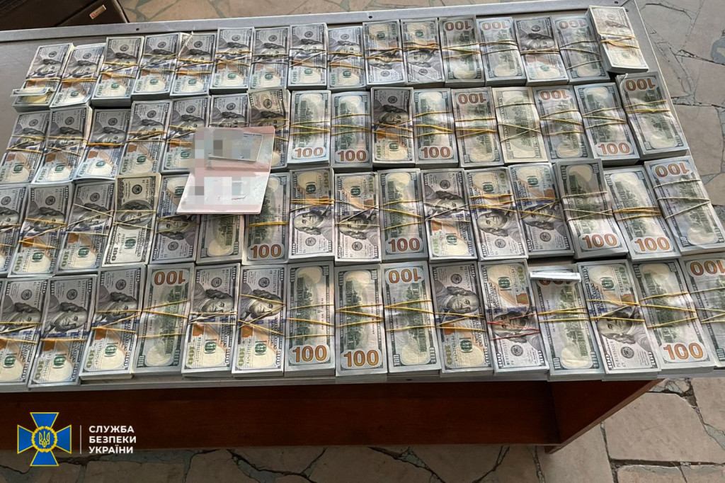 dollars13