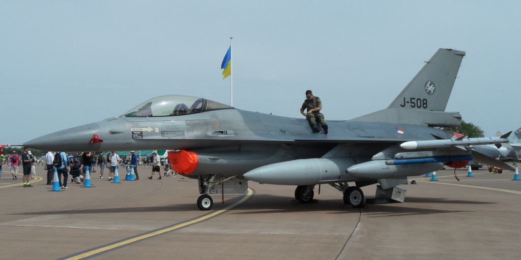 F-16-20