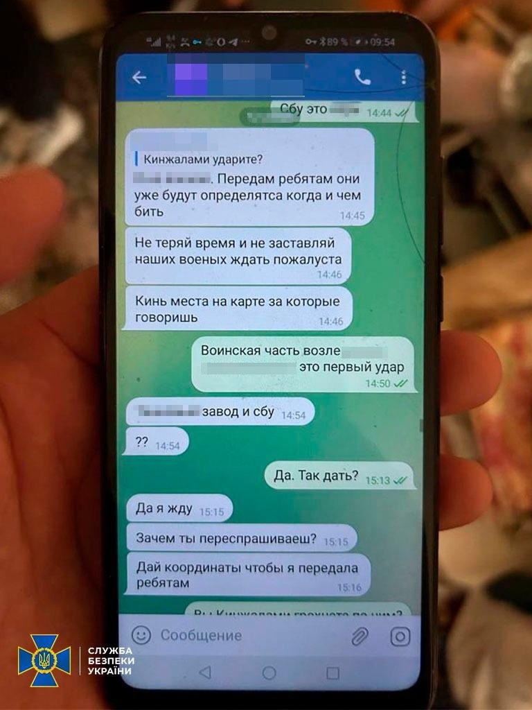 F0LJ6z9WYAA35ko